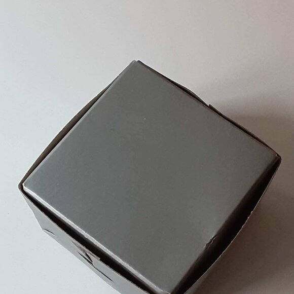 BARNEYS NEW YORK Silver Gift Box 3" x 4" - Picture 5 of 6